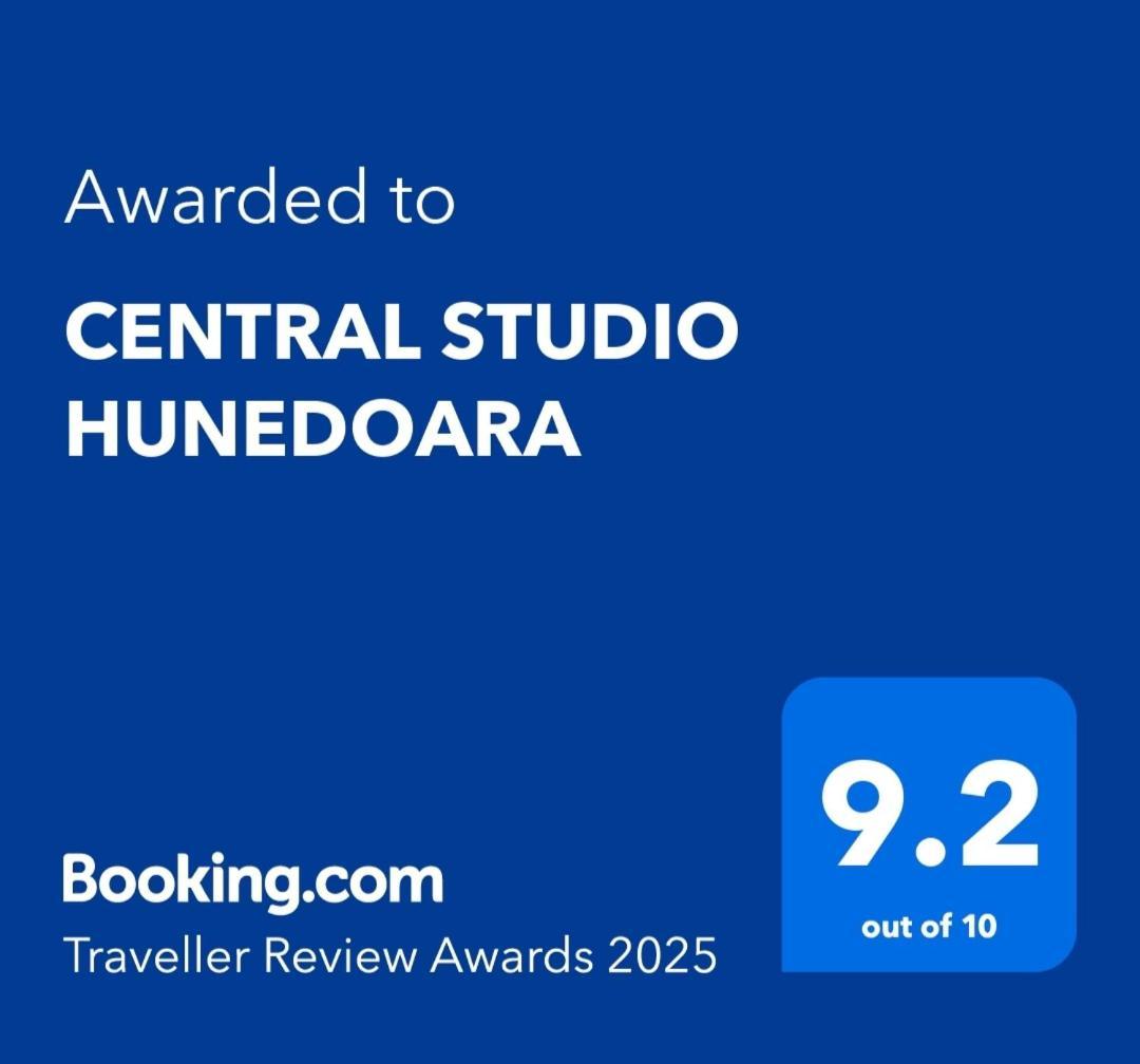 Central Studio هونيدوارا المظهر الخارجي الصورة